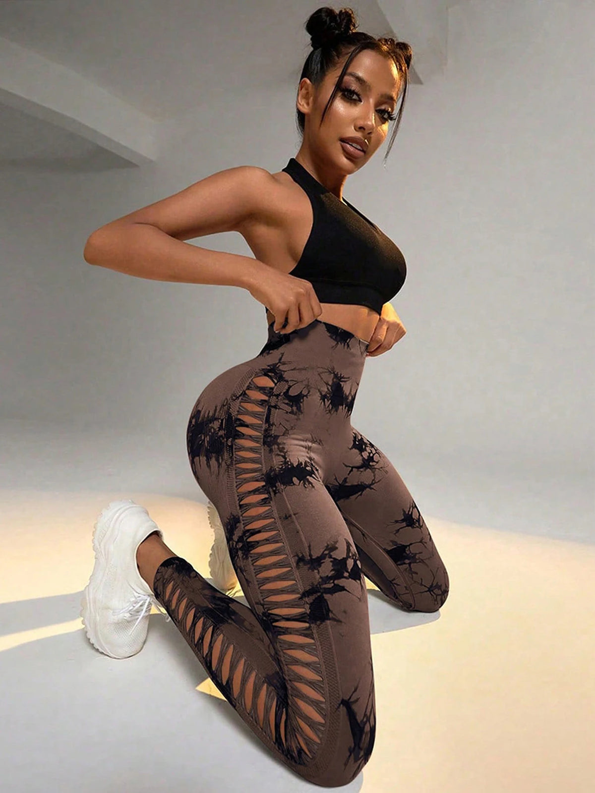 GlowFit™ - Legging Tie-Dye com Recortes Laterais