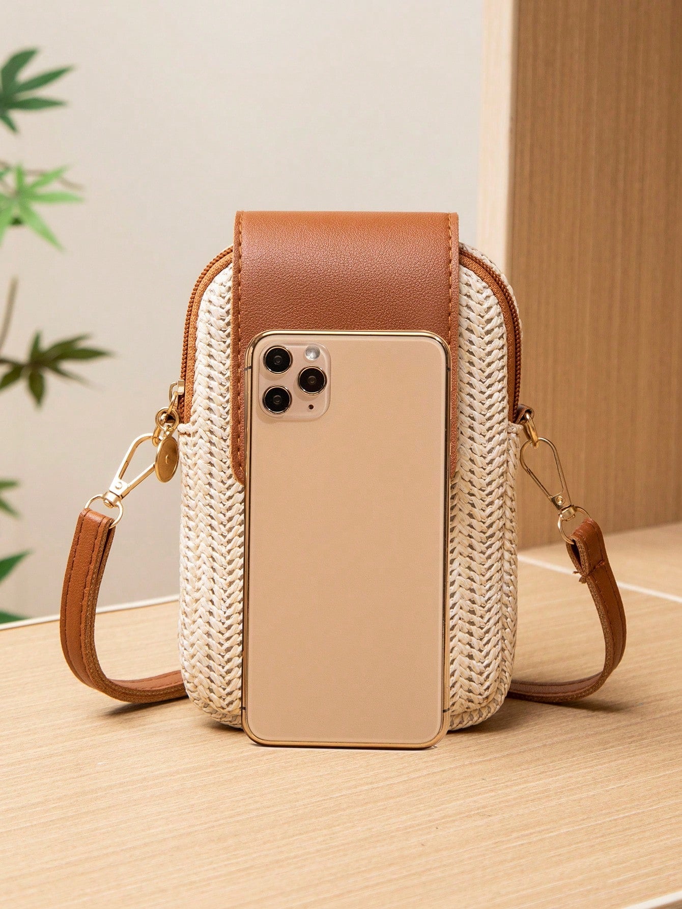 Bolsa de Palha Transversal com Pérolas e Strass - Luna Fashion Style -