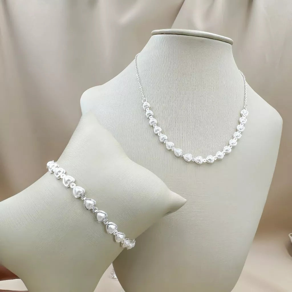 Kit Colar+Pulseira de pérolas de coração delicado choker folheado a Prata 925 Durabilidade 3 meses