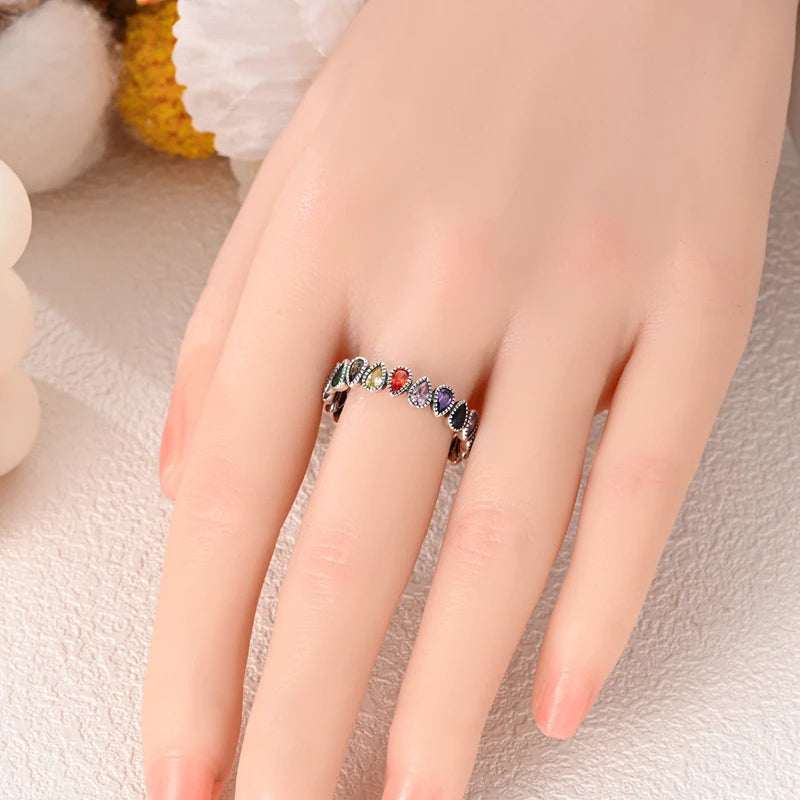 Anillo Arcoíris Elegancia - Plata 925 con Circonita en Forma de Gota de Agua