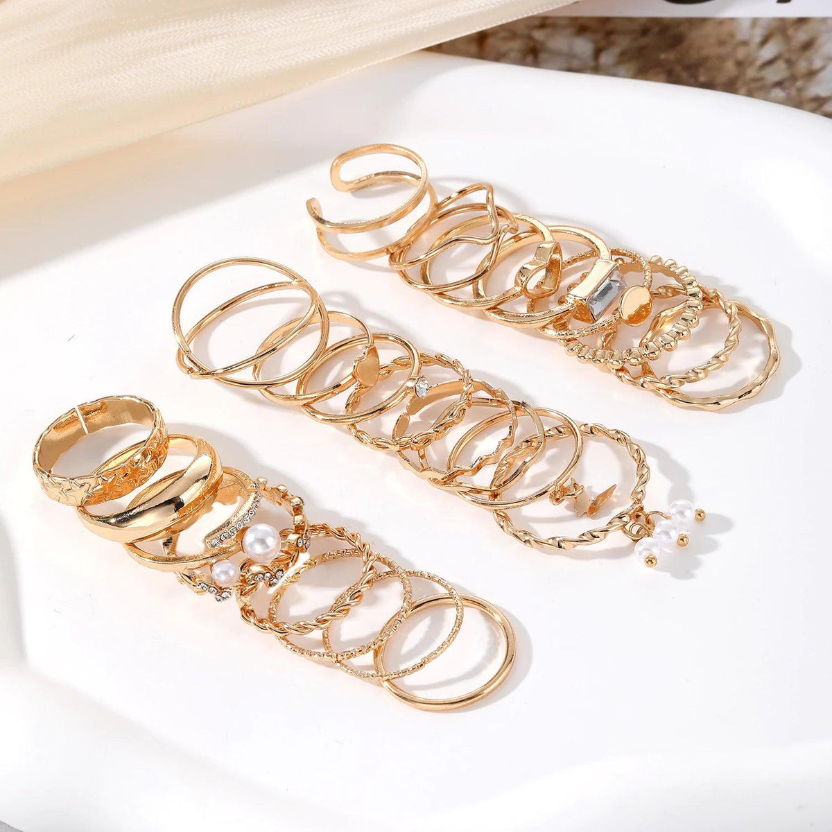 Conjunto de 24 Anéis Femininos Estilosos - Luna Fashion Style -