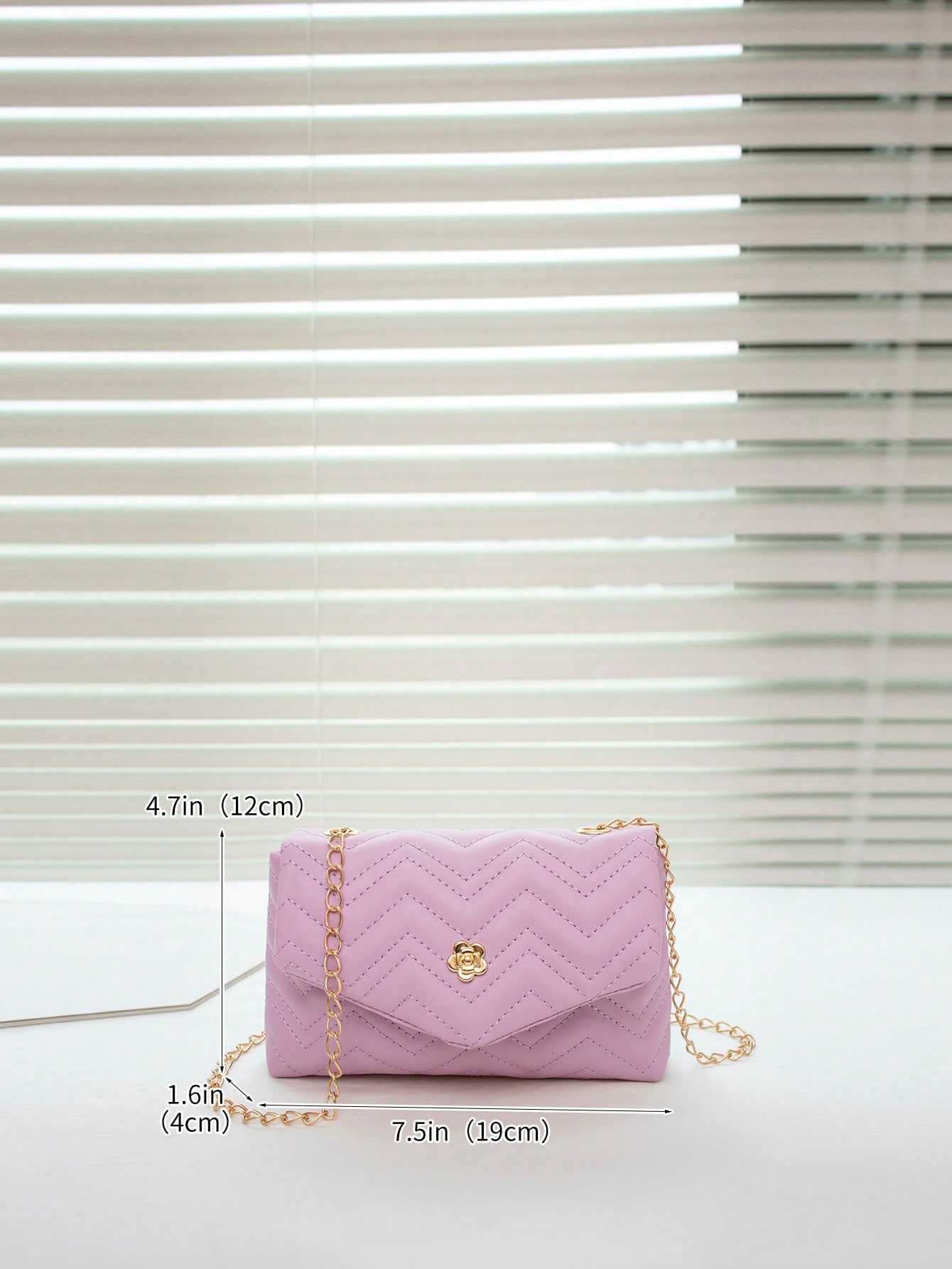 Mini Bolsa Pequena com Aba de Corrente - Luna Fashion Style -