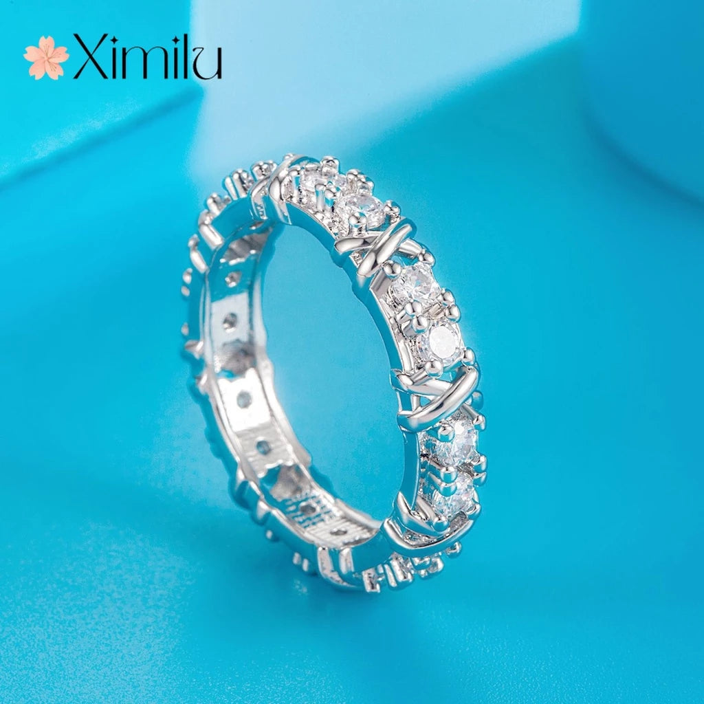 Anel de Prata 925 com Moissanite e Design XO