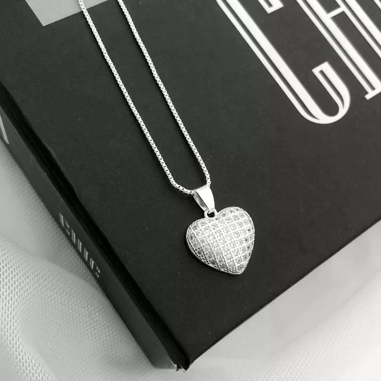 Veneziana Heart - Colar Coração Cravejado Banhado a Prata 925