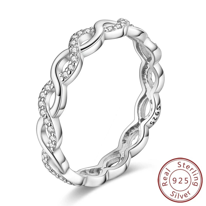 Anillo Arcoíris Elegancia - Plata 925 con Circonita en Forma de Gota de Agua